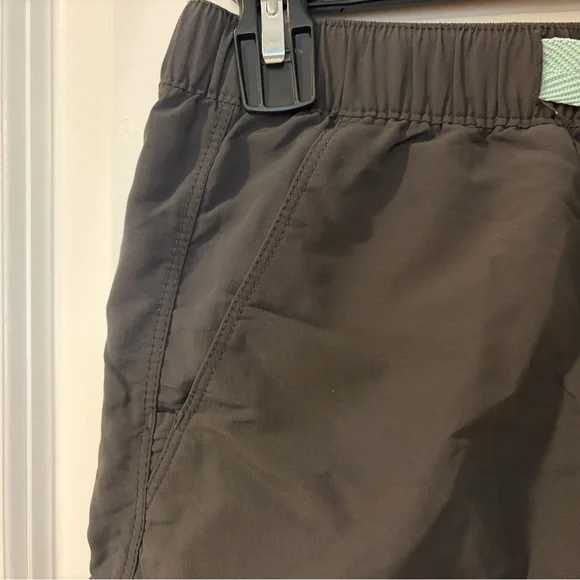 LL Bean Belted Shorts, Size XS - Picture 4 of 7